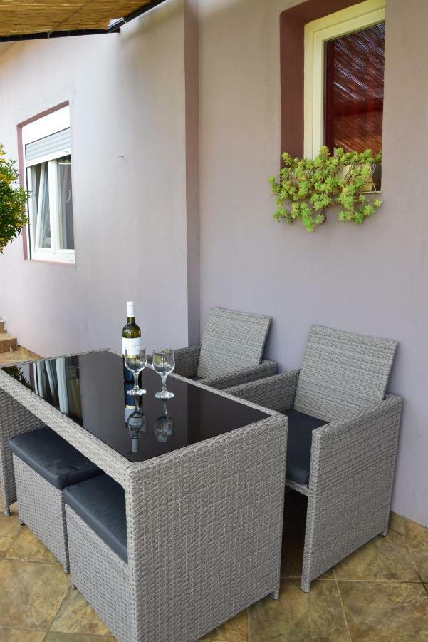 Apartman Ana Daire Sali Dış mekan fotoğraf