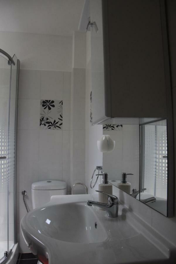 Apartman Ana Daire Sali Dış mekan fotoğraf