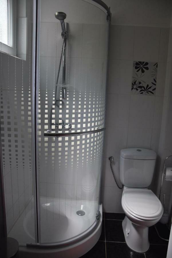 Apartman Ana Daire Sali Dış mekan fotoğraf